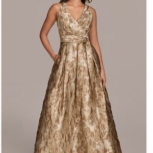 Donna Karan Brocade Sleeless Ball Gown
